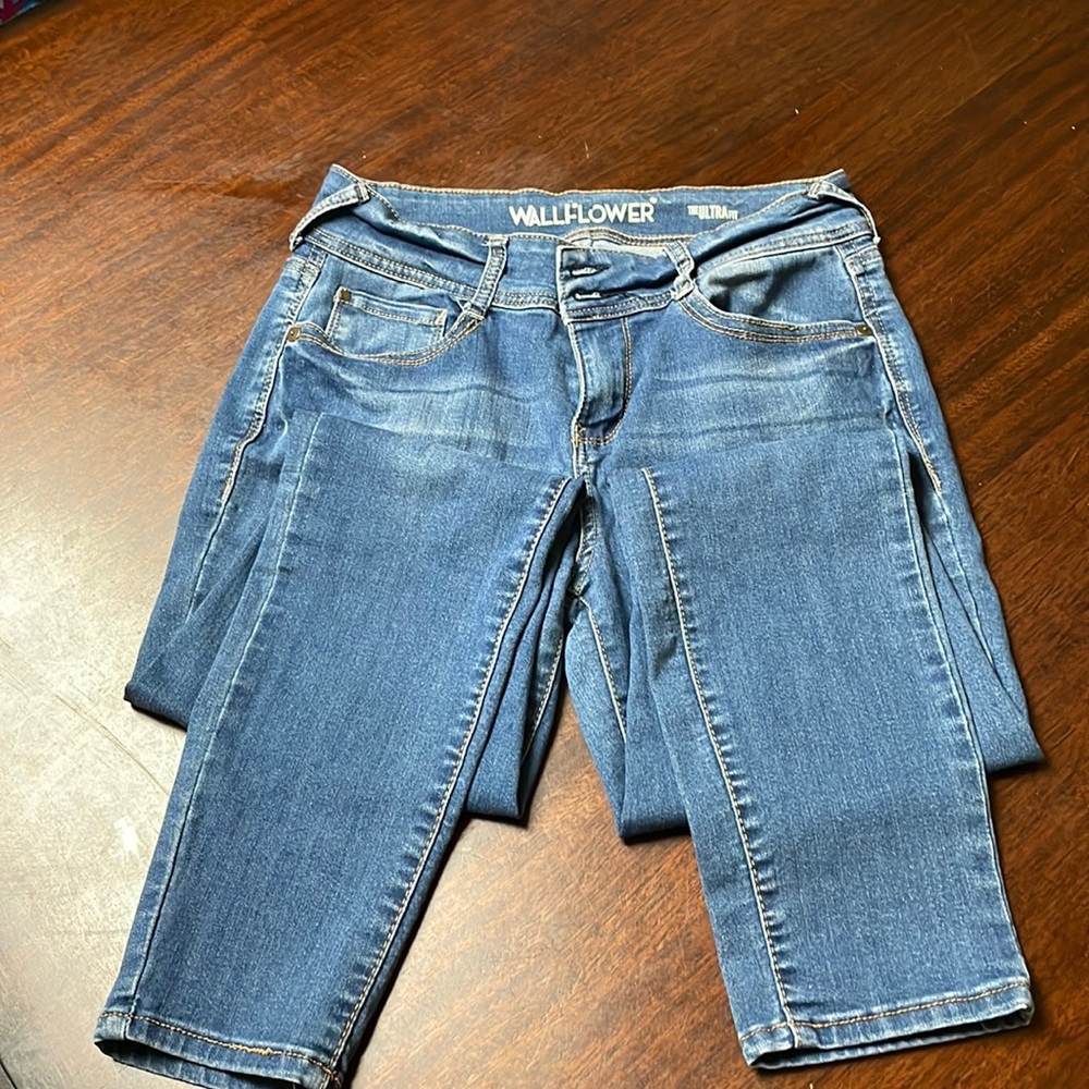 Wallflower skinny jeans